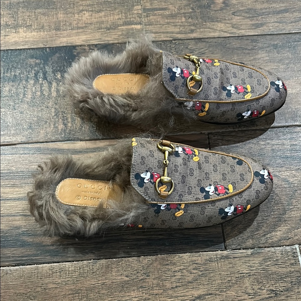 Gucci x Disney Mickey Mouse Fur Lined Princeton Mules Coated Canvas GG EU36 US 6 - Picture 6 of 10